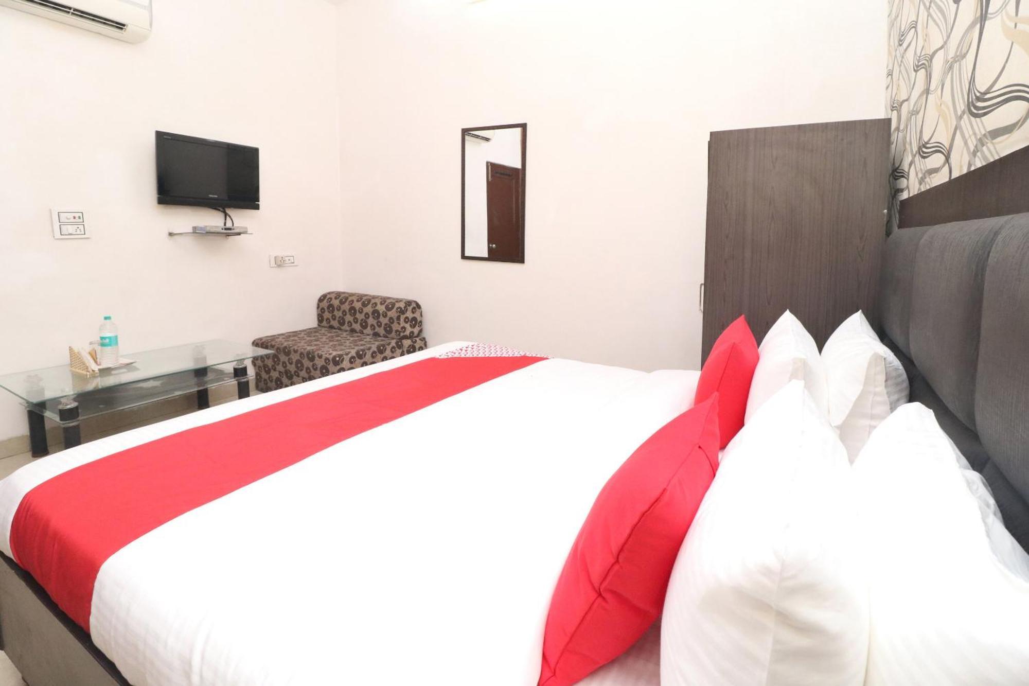 Oyo Hotel Kailash Regency Λουντιάνα Εξωτερικό φωτογραφία